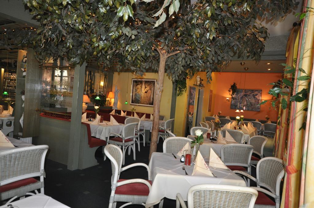 Hotel Restaurant "Athen" Münstermaifeld Eksteriør bilde